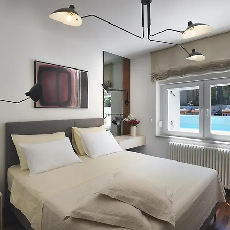 Vogue With Pool 300m From The Near Pula 4* Vinkuran